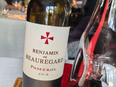 -弦月窗LUNETTE BY AMANDA(复兴路店)