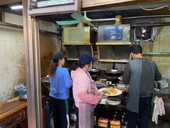 自助取餐区-陈氏老字号十三小炸炸店