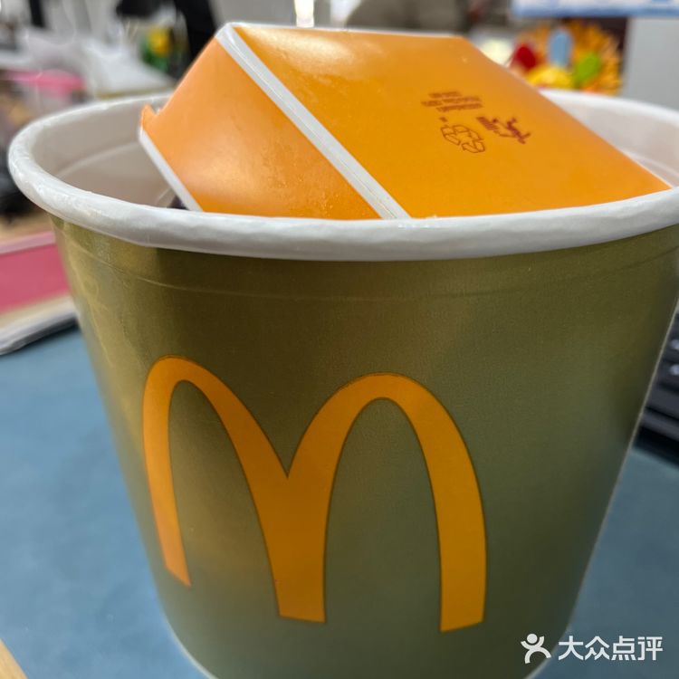 分享炸鸡桶的快乐