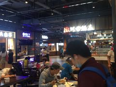 -胖东来生活广场(健康路店)