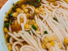 -兵哥豌豆面(雅颂居店)