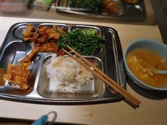 -同济大学本部学苑饮食广场