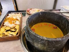 -野·大山里野生菌石锅土鸡(益田假日店)
