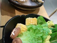 杂菜拼盘-顺德公广东猪肚鸡·煲仔饭(白石洲店)