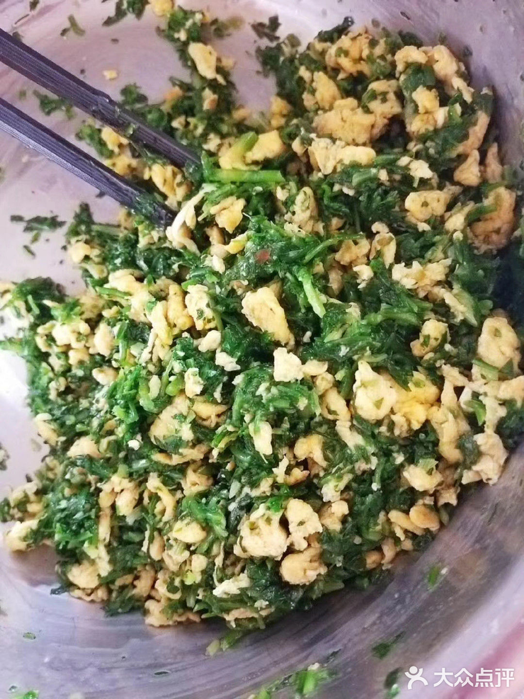 蘸酱吃 包个大包子 哈哈都好吃