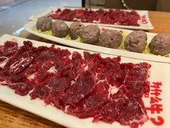 现切鲜嫩牛肉-为什么牛潮汕牛肉火锅(万胜广场店)