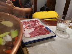 手切苏尼特羊后腿肉-宣武小院涮肉(前门店)