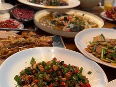 -爱啤精酿·民谣酒馆(滨江店)