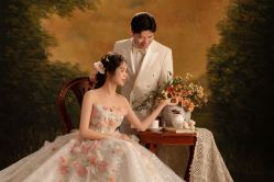 -雪中彩影婚纱摄影·微光艺术中心