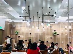 大堂-奈雪的茶(市百一店)