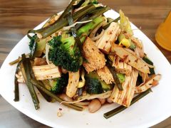 -新疆大盘鸡·十八年老店