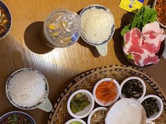 -包整·丝娃娃(一览甲秀楼风景店)