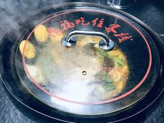 -缘福乡村铁锅炖民宿(八达岭店)