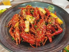 -肥肥虾庄·金牌油焖大虾(汉口城市广场店)