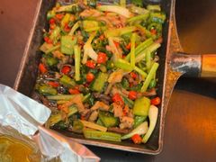-何师烧烤Pro ·江湖川菜·小龙虾·精酿啤酒(太古里旗舰店)