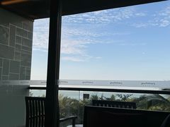 -三亚湾海居铂尔曼度假酒店