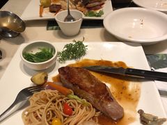 -绿茵阁(体育西分店)