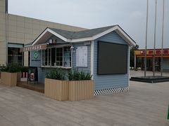 -平望服务区·停车场