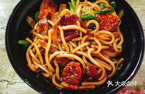 Beef Sauce Fried Rice Noodles