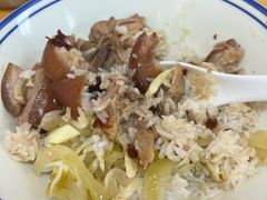 -明姨仔潮汕美食·碳炉猪脚·汕尾牛腩饭·起片鸡煲(起义路店)