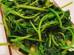 -琼大师东方烤乳猪(亚特兰蒂斯店)