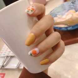 -米小兔美甲美睫