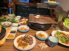 -明洞阿姨·韩式酱蟹烤肉·创意料理(三元桥店)