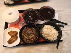 -老娘舅餐厅(黄龙体育中心店)