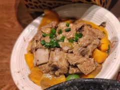 大理青梅蒸排骨-老滇山寨•云南特色菜•地方菜•民族风情歌舞表演(金碧店)