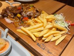 -Lia Cafe Bar Restaurant松山咖啡屋