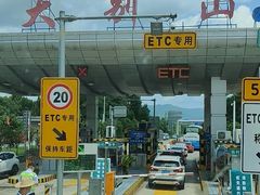 -罗田大别山峡谷漂流