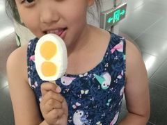 -全家便利店(莲花池东路店)