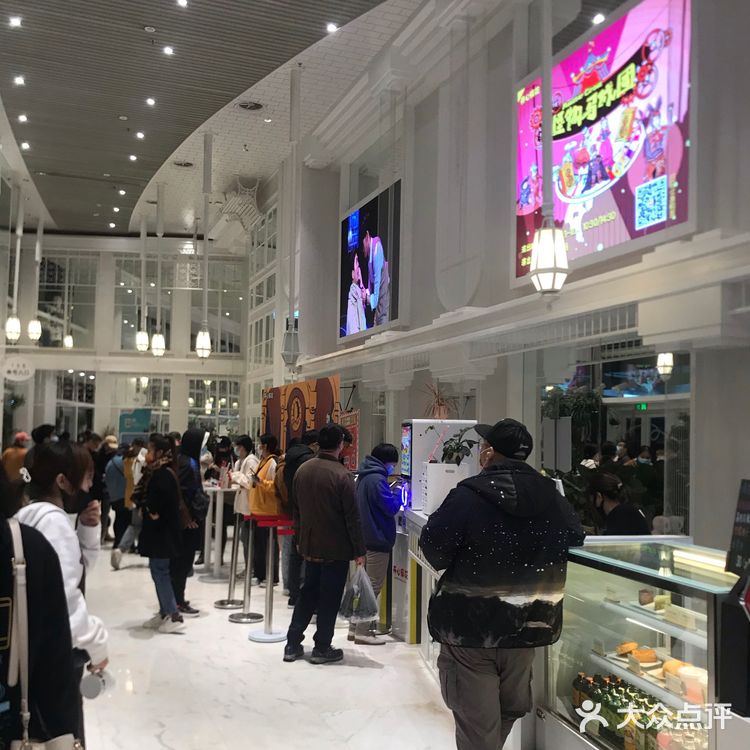 民园广场的雨天话剧 | 莎士比亚别生气