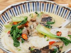 -鲜越鲜鱼粉(财富购物中心店)