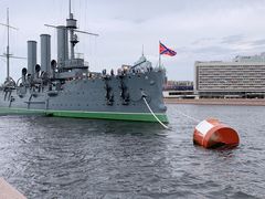 -阿芙乐尔号巡洋舰