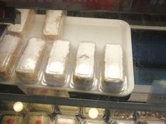 -红宝石·鲜奶小方·海派西点房(丰庄店)