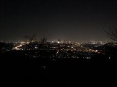-鬼笑石后山停车场