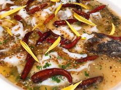 -渔语鱼酸菜鱼新川菜(来福士店)