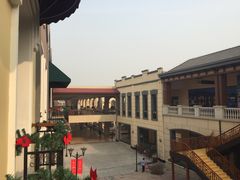 -王府井奥莱临潼小镇(临潼店)