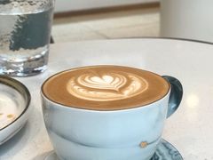 热拿铁-EVERNAKED裸蛋糕(SOHO天山店)