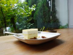 白桃百香糕-知亘茶食
