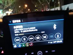 -百盛优客城市广场-停车场