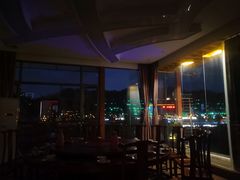 -东馆和天下特色餐饮(工农店)