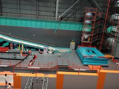 -极限PLAY运动娱乐新世界·团建派对潮玩休闲馆·室内蹦极高空游乐园
