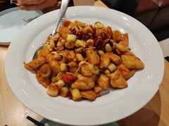 宫保鸡丁-宏状元现熬粥·京味菜(三里河店)