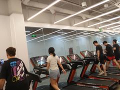 -乐刻健身(汇德隆购物中心店)