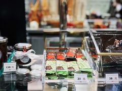 -VENCHI 闻绮(北京国贸商城店)