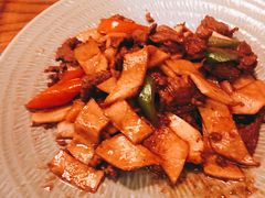 菌菇炒牛肉-丽江金茂凯悦臻选酒店-滇香馆