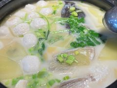 招牌鱼头煲-品渔味湖鲜馆(拈花湾店)