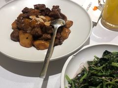 杏仁年糕牛肉-小厨娘淮扬菜(清江苏宁广场店)